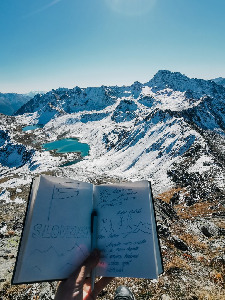 Kresba do knihy návštev s výhľadom na jazerá Joriseen