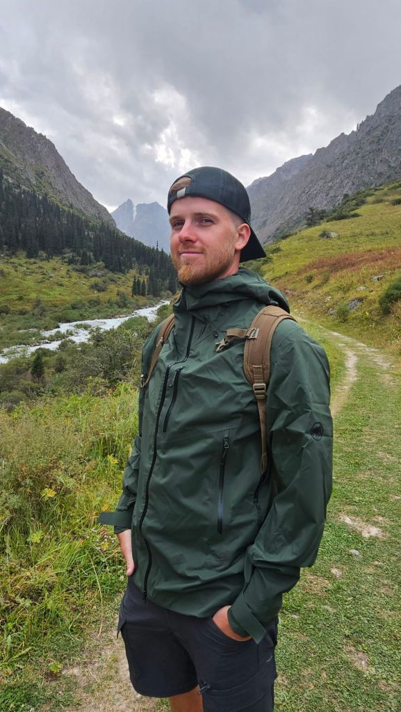 turistika. svet okolo cesty