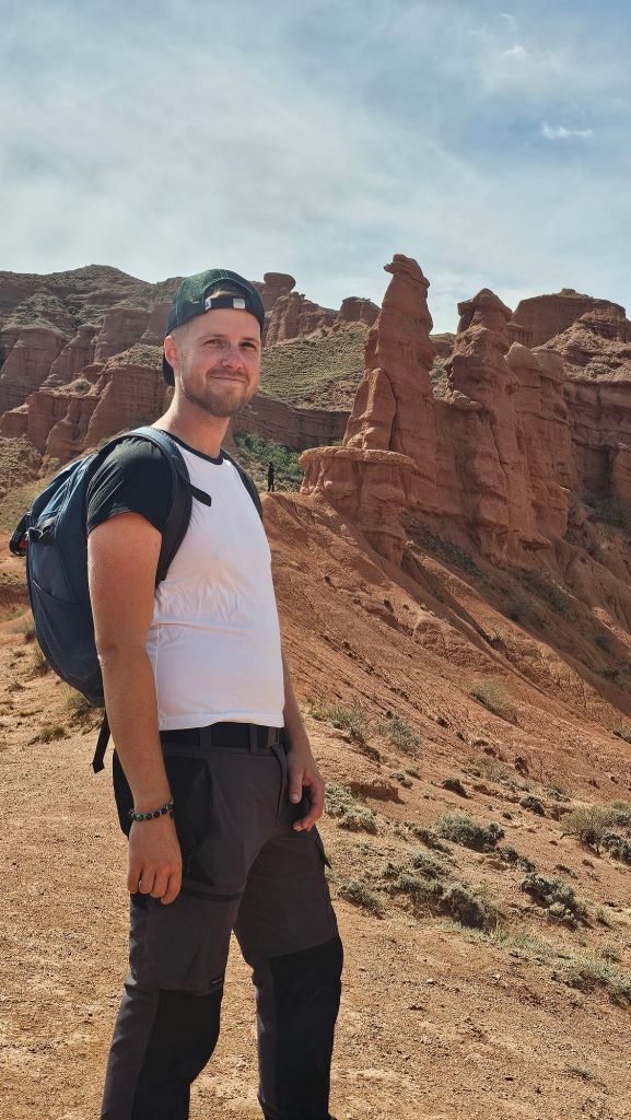 pieskové, červené skaly v koaňone 