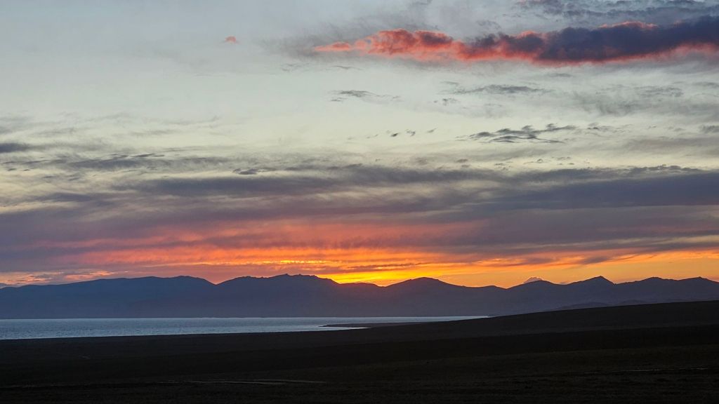 západ slnka pri song kul