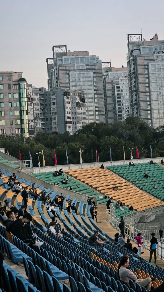 futbalový štadión a mesto