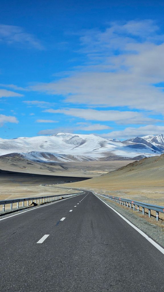 dokonalá asfaltka v mongolsku 